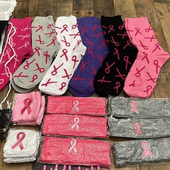 LOT OF 31 BREAST CANCER AWARENESS-GIRLFRIEND SUPPORT 🩷 - Picture 2 of 6